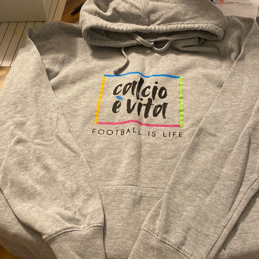 Calico e Vita Lifestyle Brand Funnel Neck Hoodie